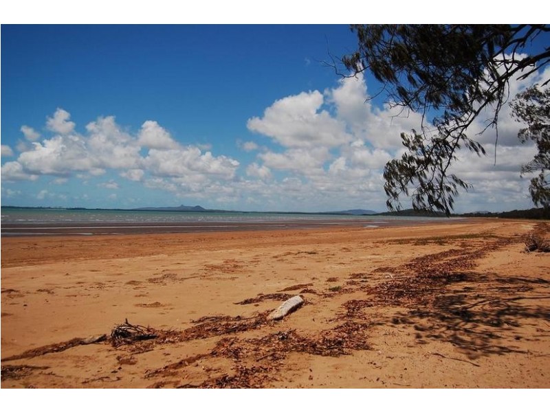 226 Miran Khan Drive, Armstrong Beach QLD 4737