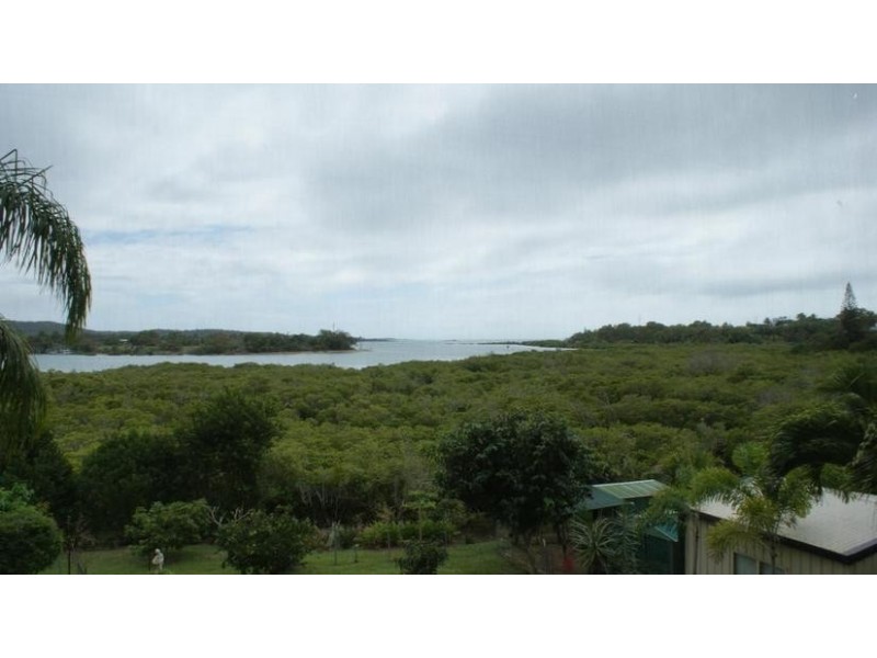 18 Morris Street, Campwin Beach QLD 4737