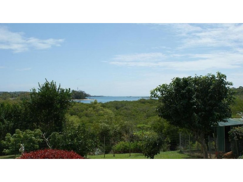 18 Morris Street, Campwin Beach QLD 4737