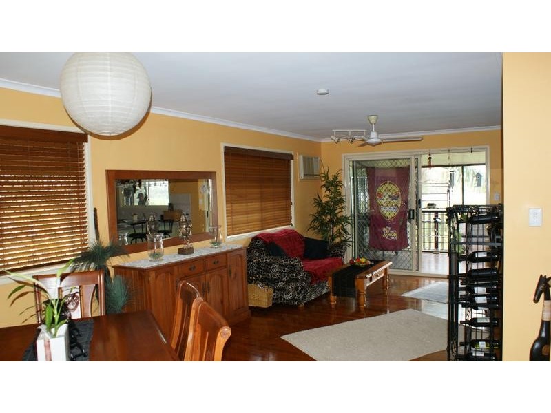 18 Morris Street, Campwin Beach QLD 4737