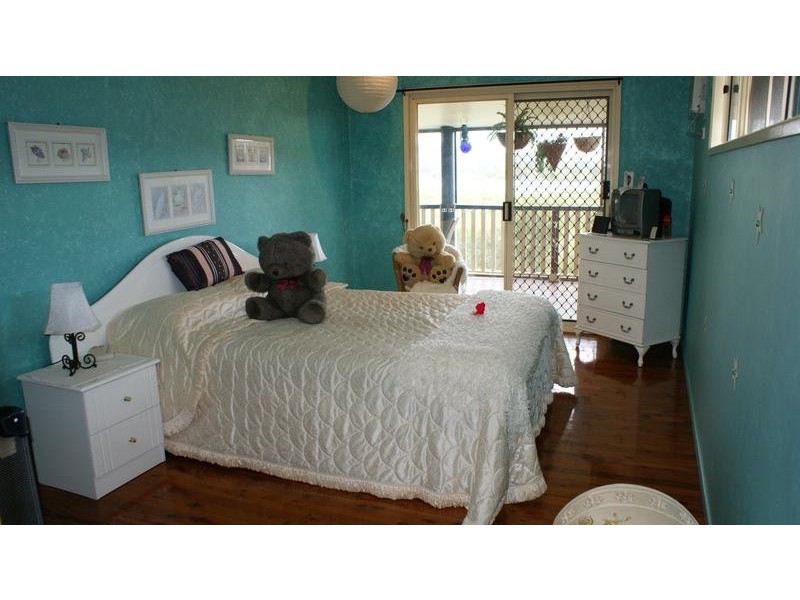 18 Morris Street, Campwin Beach QLD 4737