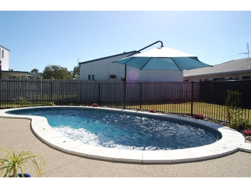 24 Swan Street, Armstrong Beach QLD 4737