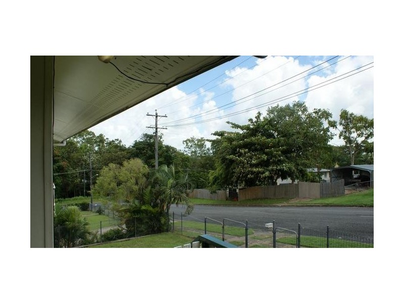 4 Charles Taylor Street, Sarina QLD 4737