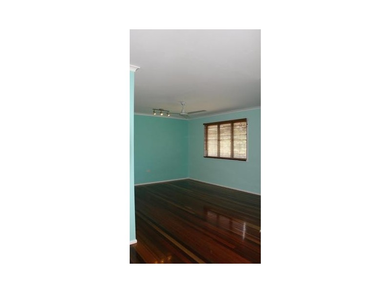 4 Charles Taylor Street, Sarina QLD 4737