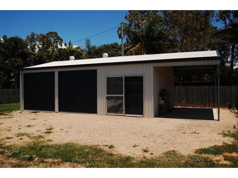 21 Swan Street, Armstrong Beach QLD 4737