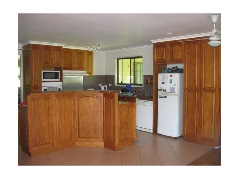 24 Windsor Drive, Alligator Creek QLD 4740