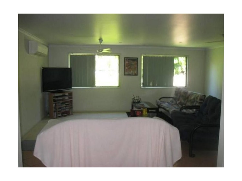 24 Windsor Drive, Alligator Creek QLD 4740