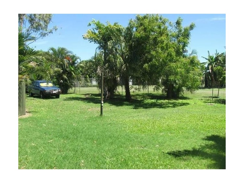 24 Windsor Drive, Alligator Creek QLD 4740