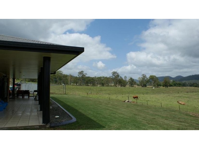 14 Shinfield Road, Sarina QLD 4737