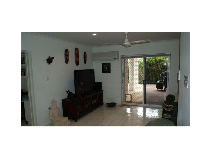 25 Captain Blackwood Drive, Sarina QLD 4737