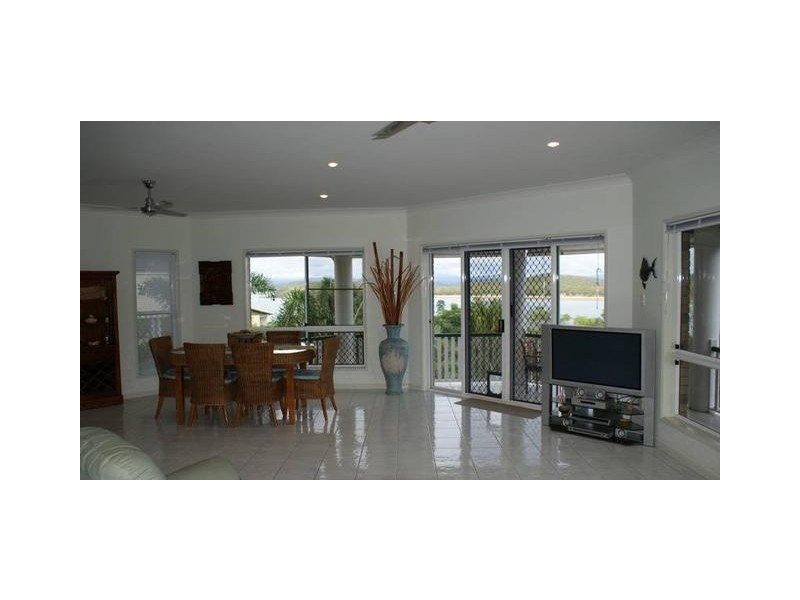 25 Captain Blackwood Drive, Mackay QLD 4740