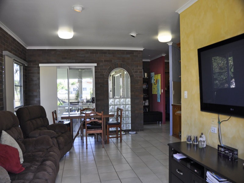 1 Clark Street, Grasstree Beach QLD 4740