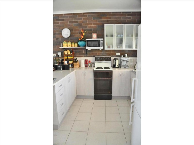 1b Clark Street, Grasstree Beach QLD 4740