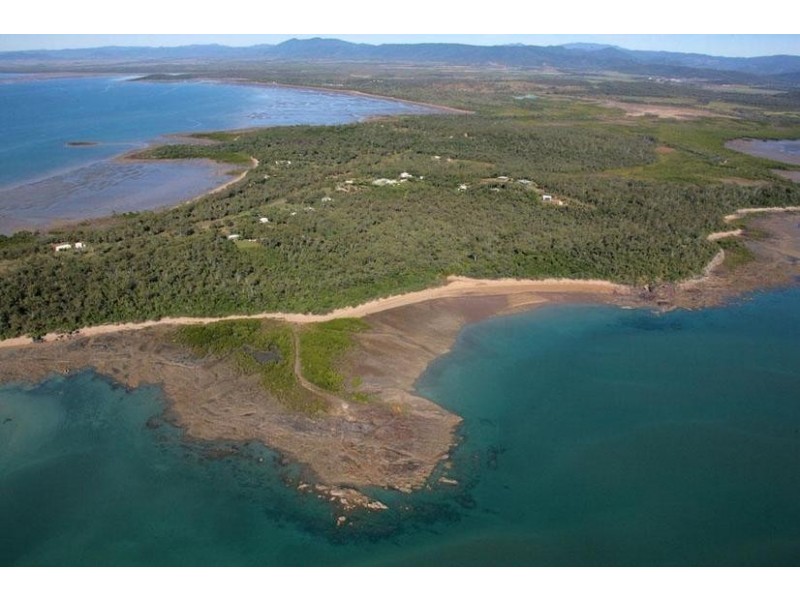 16 Ocean View Crescent, Freshwater Point QLD 4737