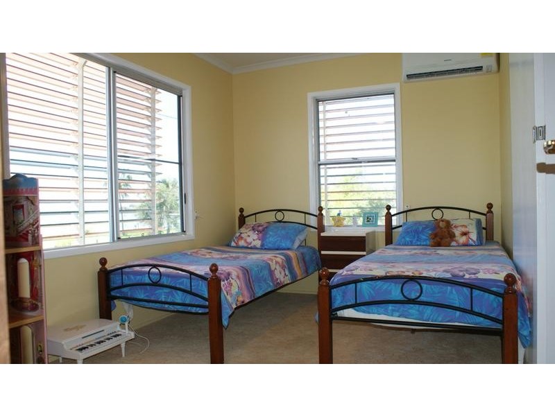 94 The Esplanade, Grasstree Beach QLD 4740
