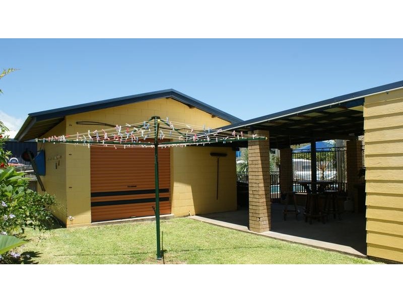 94 The Esplanade, Grasstree Beach QLD 4740