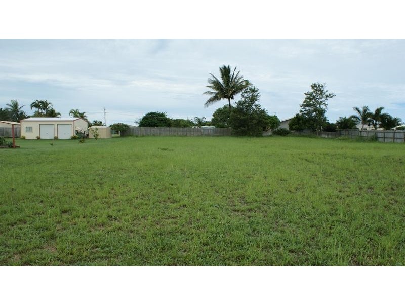 75 Pacific Drive, Salonika Beach QLD 4740