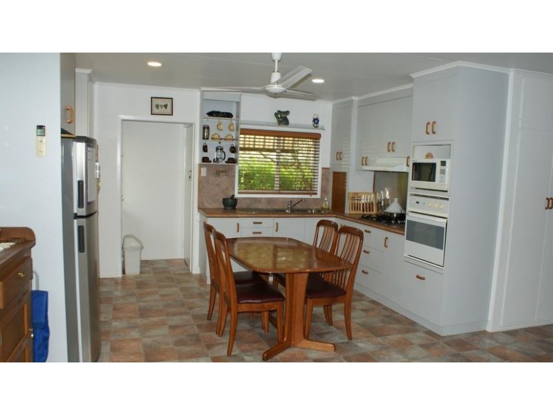 44 Anzac Street, Sarina QLD 4737