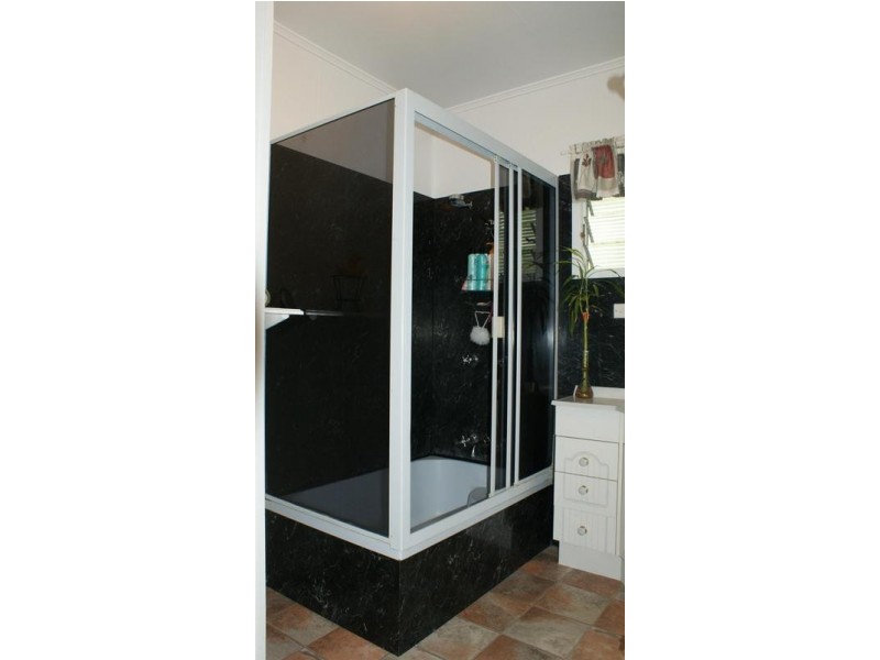 44 Anzac Street, Sarina QLD 4737