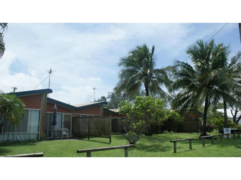 4/47 Owen Jenkins Drive, Sarina Beach QLD 4737