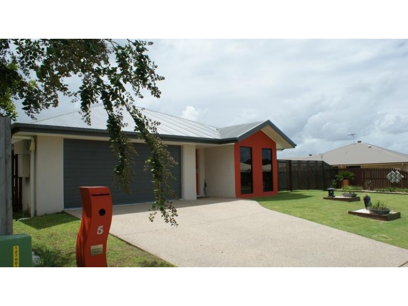5 Pacific Avenue, Sarina QLD 4737