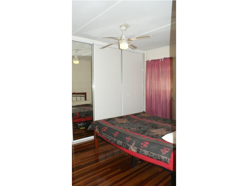 34 Atherton Street, Sarina QLD 4737