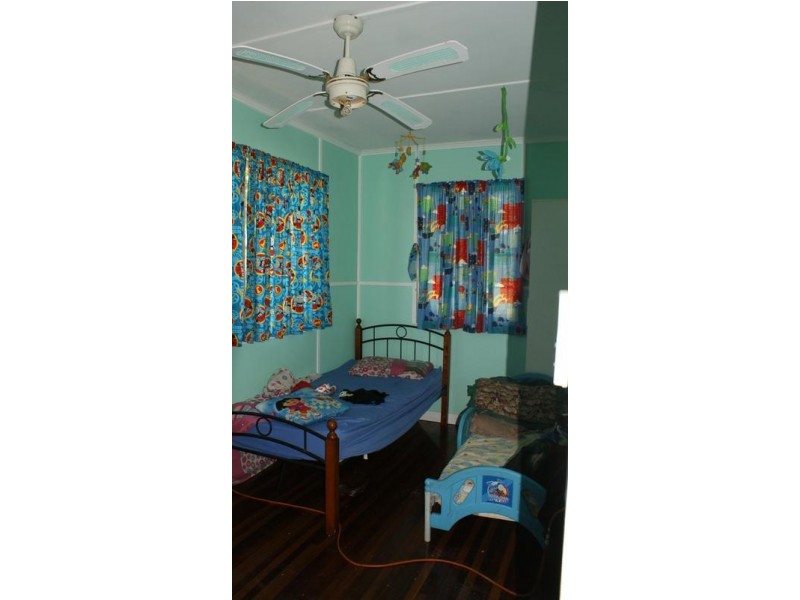 34 Atherton Street, Sarina QLD 4737