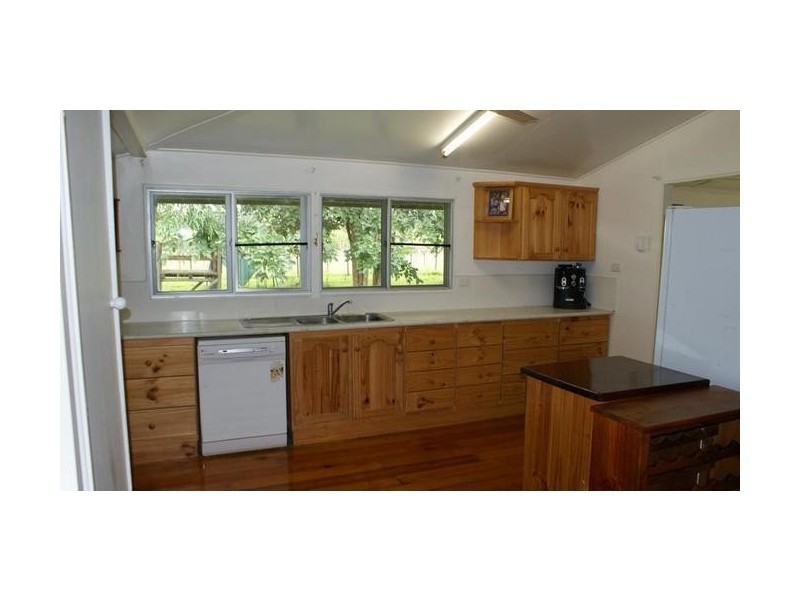 168 Koumala Bolingbroke Road, Koumala QLD 4738