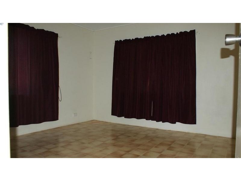 40 Coopers Avenue, Campwin Beach QLD 4737