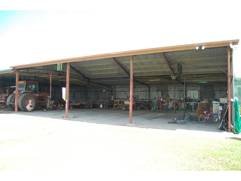 288 Dawlish Road, Sarina QLD 4737