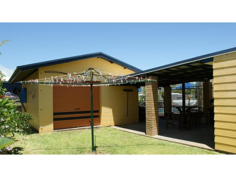 94 The Esplanade, Grasstree Beach QLD 4740
