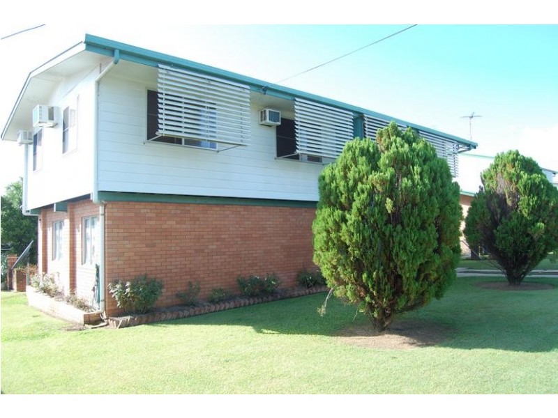 12 Petersen Street, Sarina QLD 4737