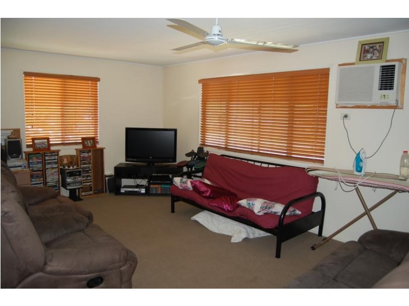 12 Petersen Street, Sarina QLD 4737