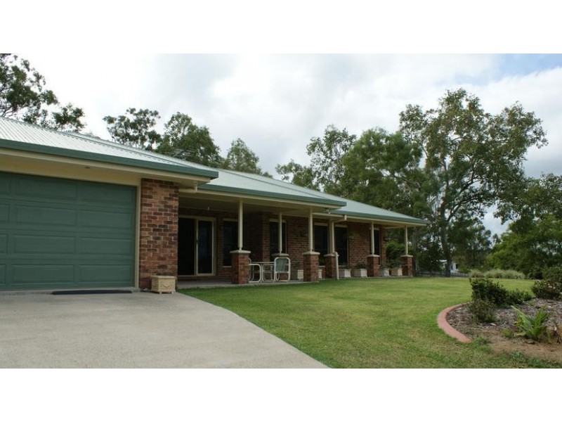 6 Mapley Court, Sarina QLD 4737