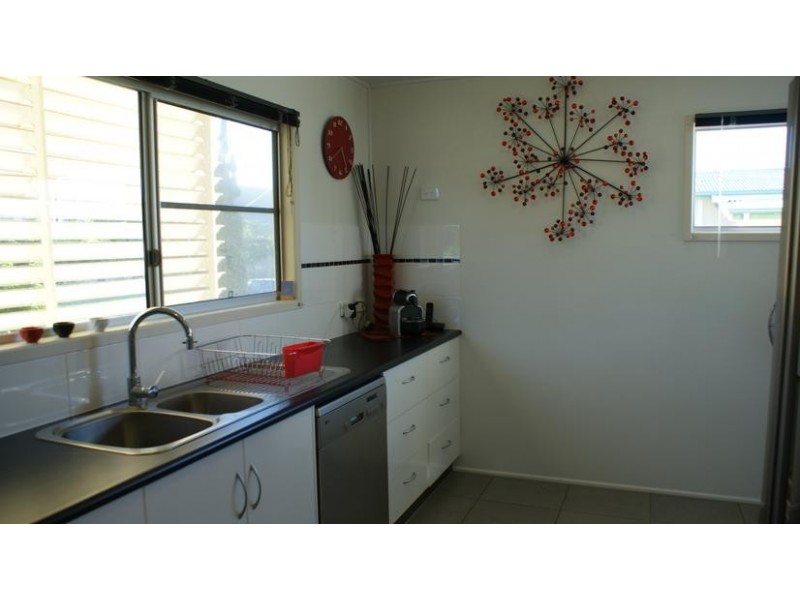 71 Zelma Street, Grasstree Beach QLD 4740