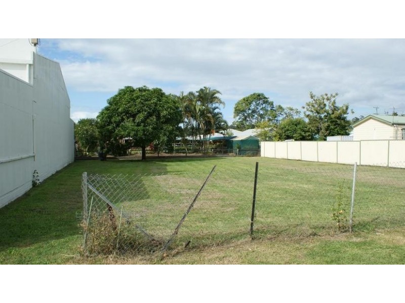 72 Broad Street, Sarina QLD 4737