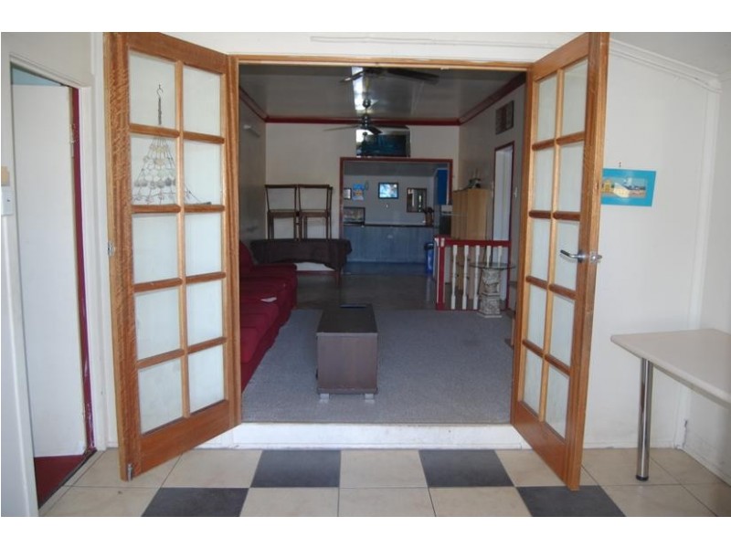 146 Broad Street, Sarina QLD 4737
