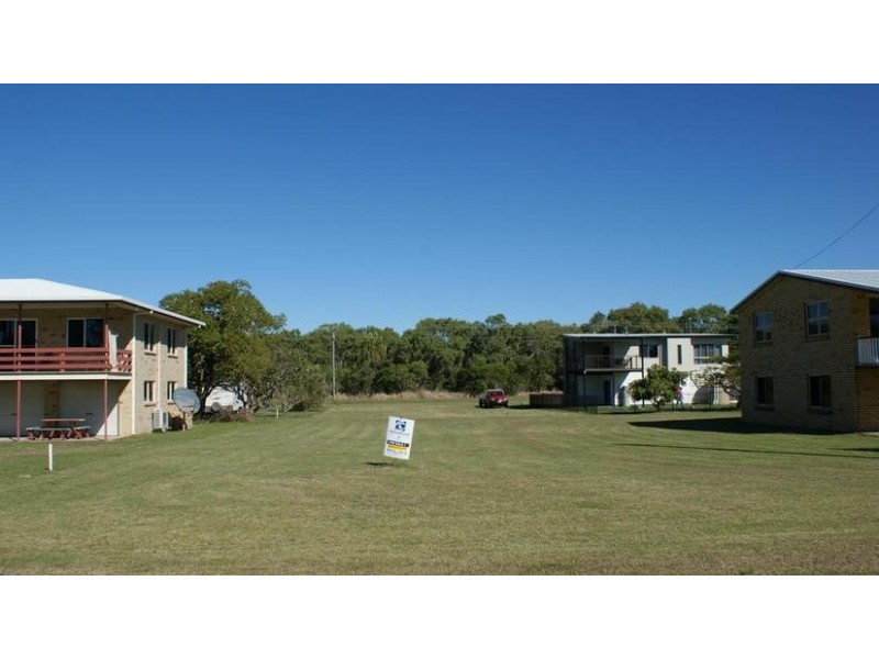 106 The Esplanade, Grasstree Beach QLD 4740