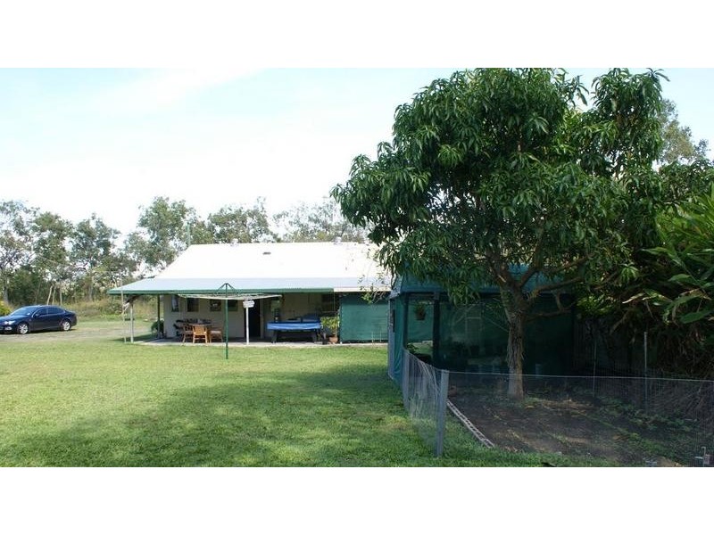 18 Maralyn Avenue, Grasstree Beach QLD 4740