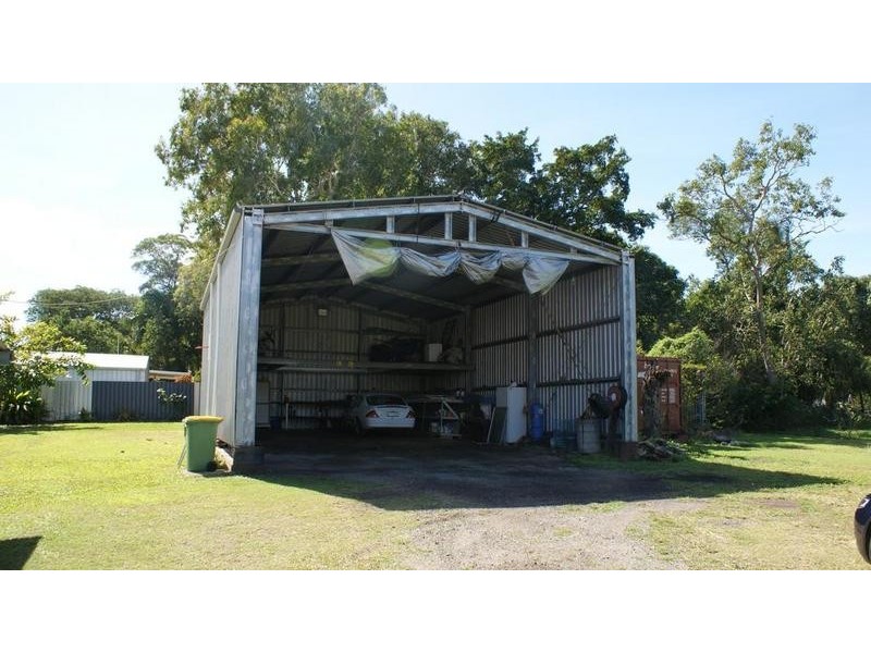 18 Maralyn Avenue, Grasstree Beach QLD 4740