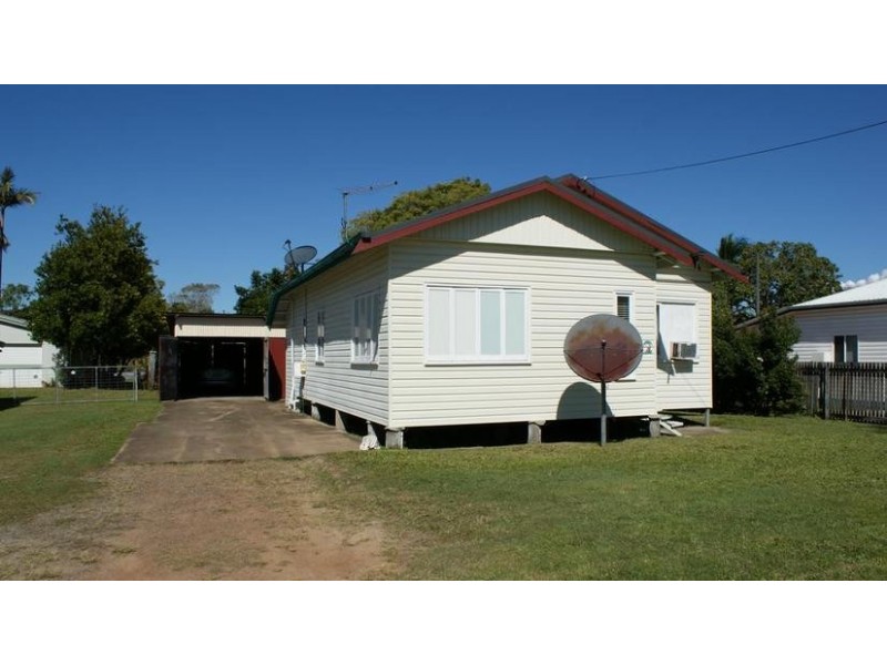 13 East Street, Sarina QLD 4737