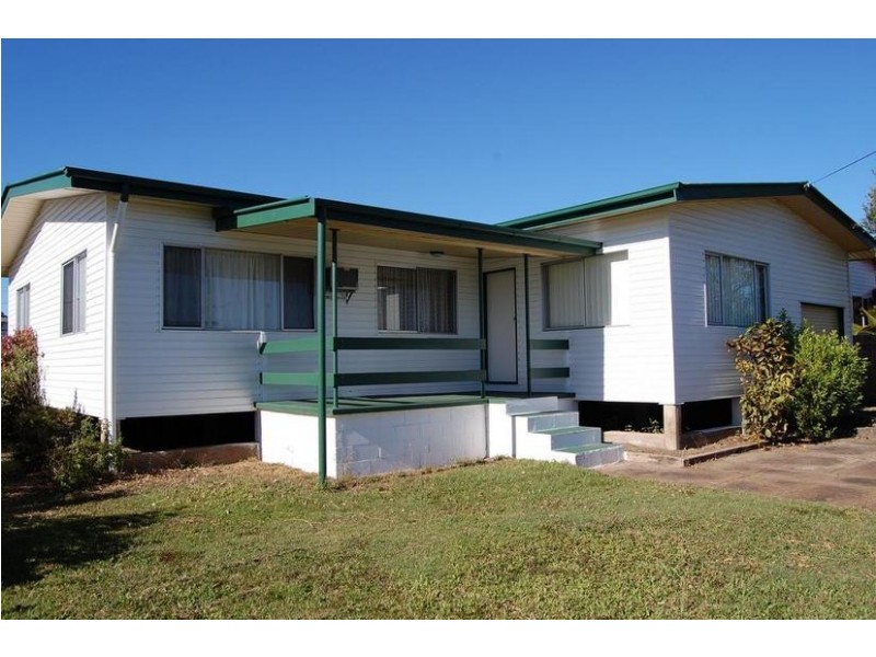 6 Ware Avenue, Sarina QLD 4737