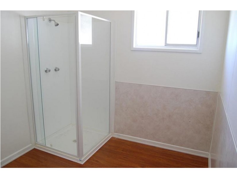 6 Ware Avenue, Sarina QLD 4737