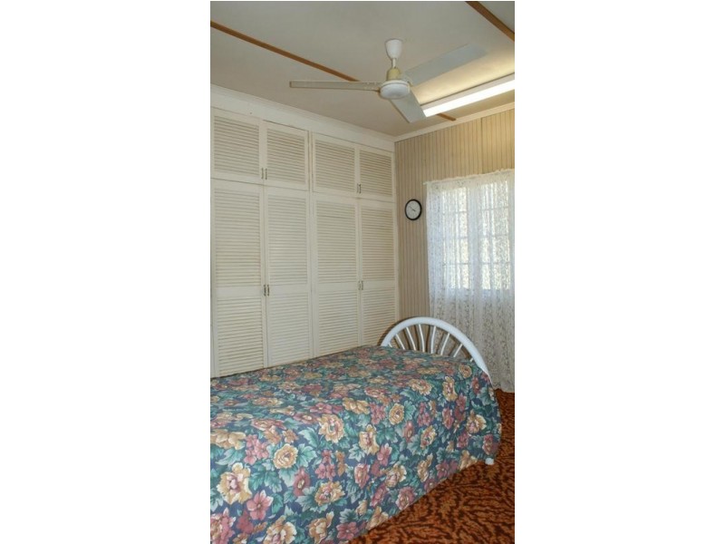 22 Atherton Street, Sarina QLD 4737