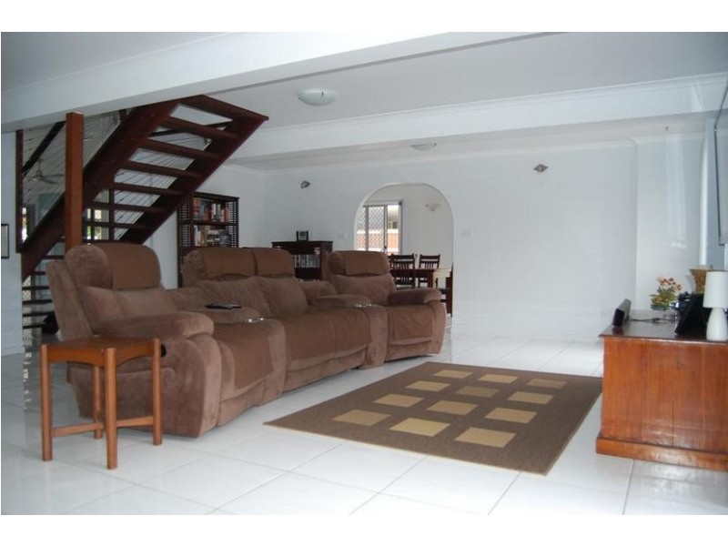 65 Cooper Avenue, Campwin Beach QLD 4737