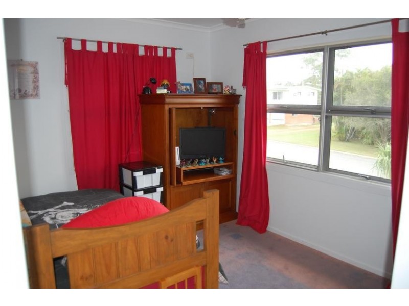 65 Cooper Avenue, Campwin Beach QLD 4737