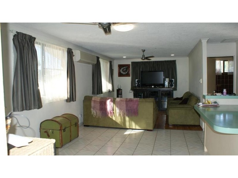 38 Cooper Avenue, Campwin Beach QLD 4737