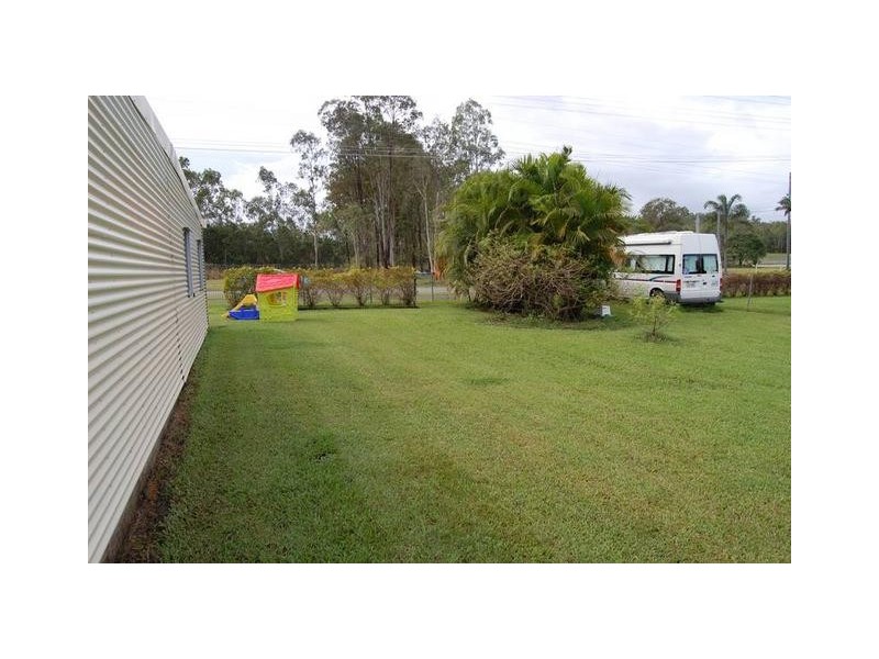 69 Hoey Street, Sarina QLD 4737