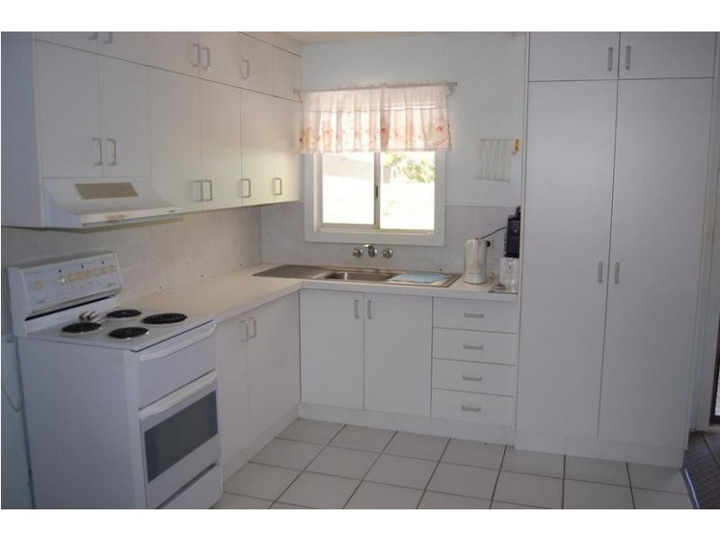 9 Carey Street, Hay Point QLD 4740