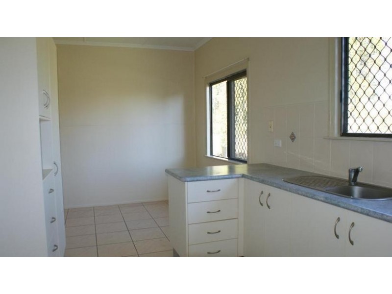 19 Peak Downs Highway, Ooralea QLD 4740